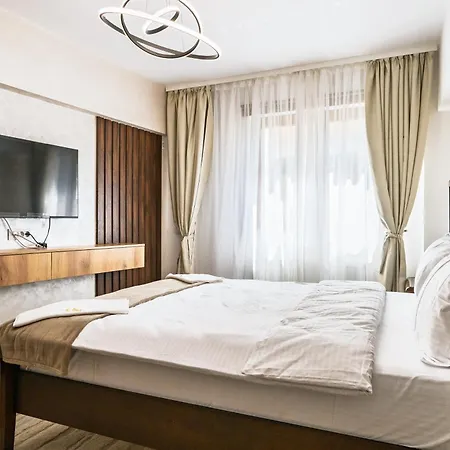 Victoriei 1br Flat - Spectacular Boulevard Views