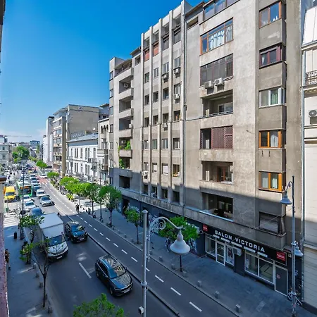 Victoriei 1br Flat - Spectacular Boulevard Views
