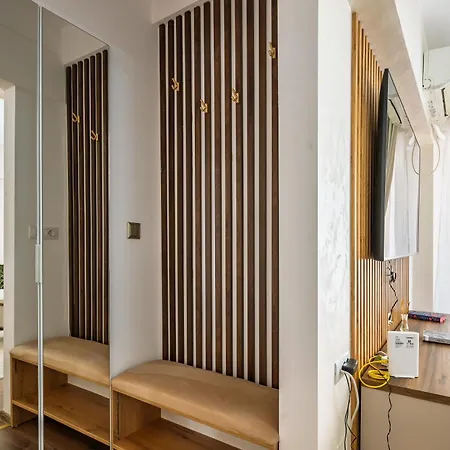 Apartment Victoriei 1br Flat - Spectacular Boulevard Views